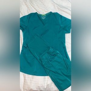 Healing Hands Hunter green scrub set size MP